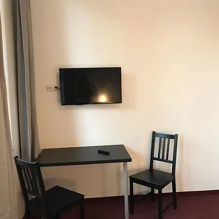Hotel Basic Living